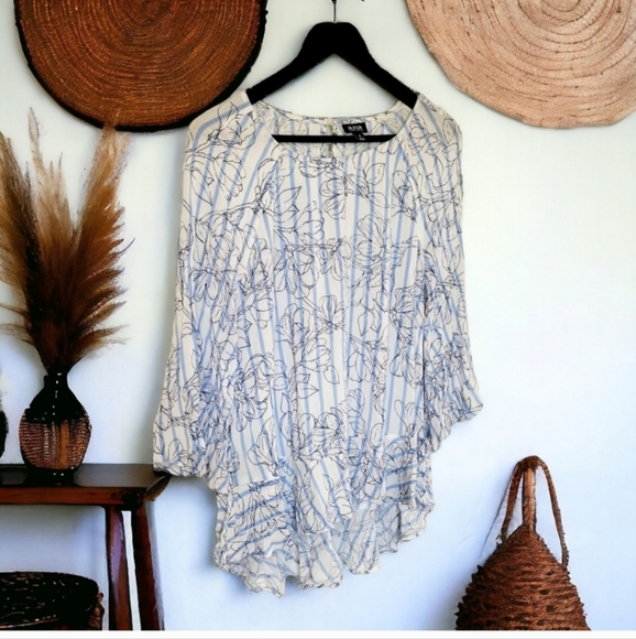 Bohemian lightweight striped bell sleeve Hippie shirt size medium by a.n.a. - Picture 7 of 11